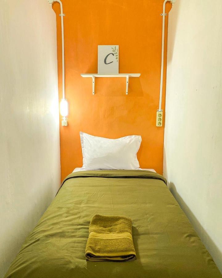 Snooze Malang Hostel Eksteriør bilde