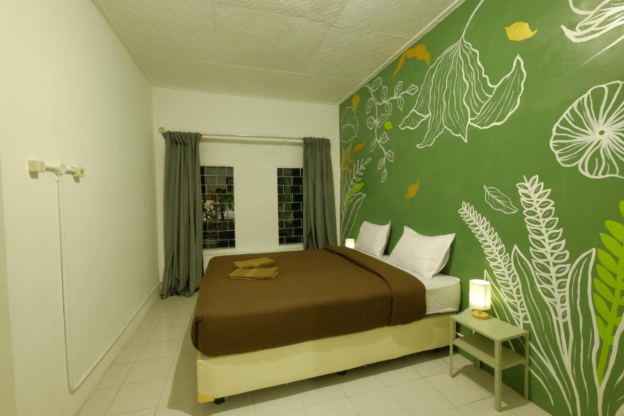 Snooze Malang Hostel Eksteriør bilde